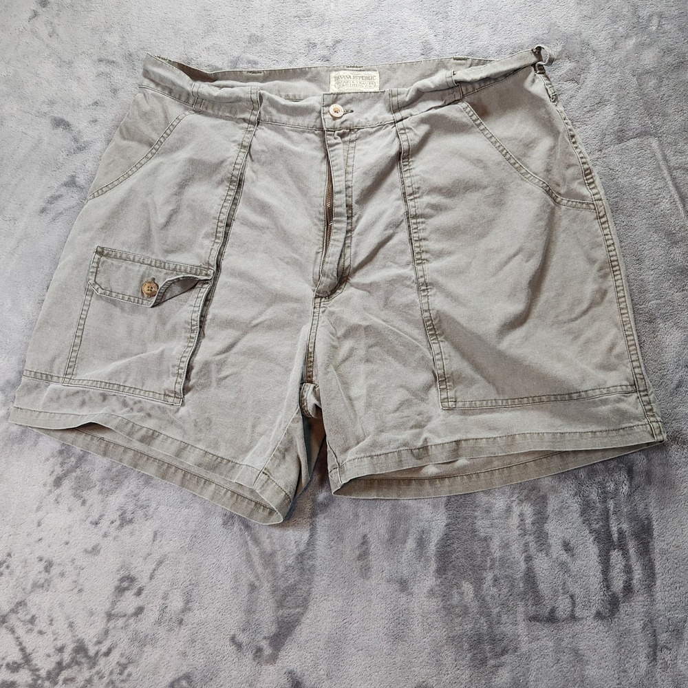 Banana Republic Safari Travel Shorts Mens 35 Green Cargo Utility Hiking 80s VTG